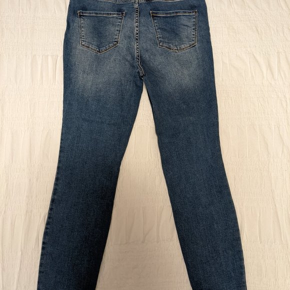 Jeans - Picture 3 of 4